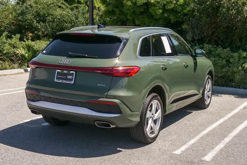 Thumbnail: 2025 Audi Q5 - 10