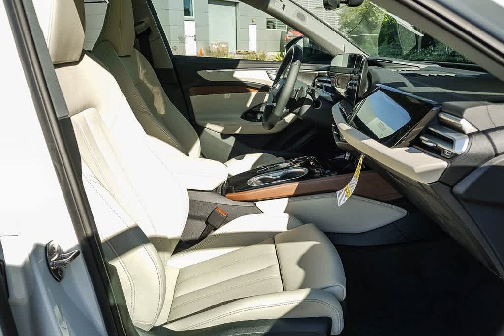 Thumbnail: 2026 Audi A6 - 18