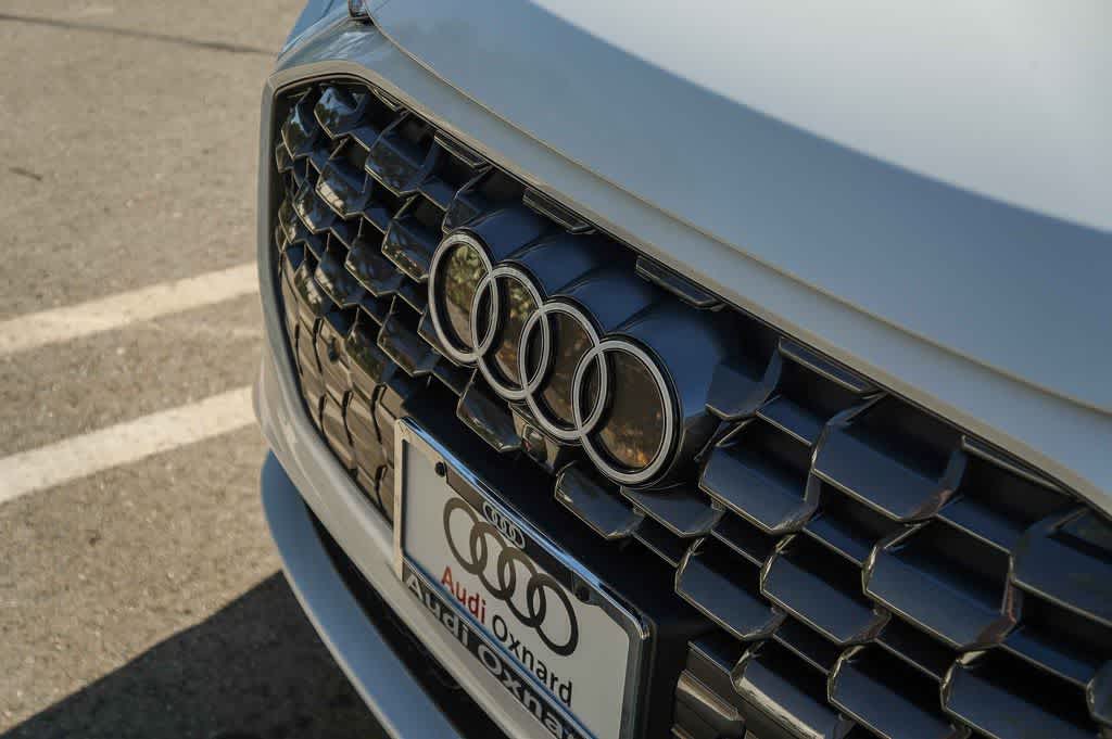 Thumbnail: 2026 Audi Q5 - 9