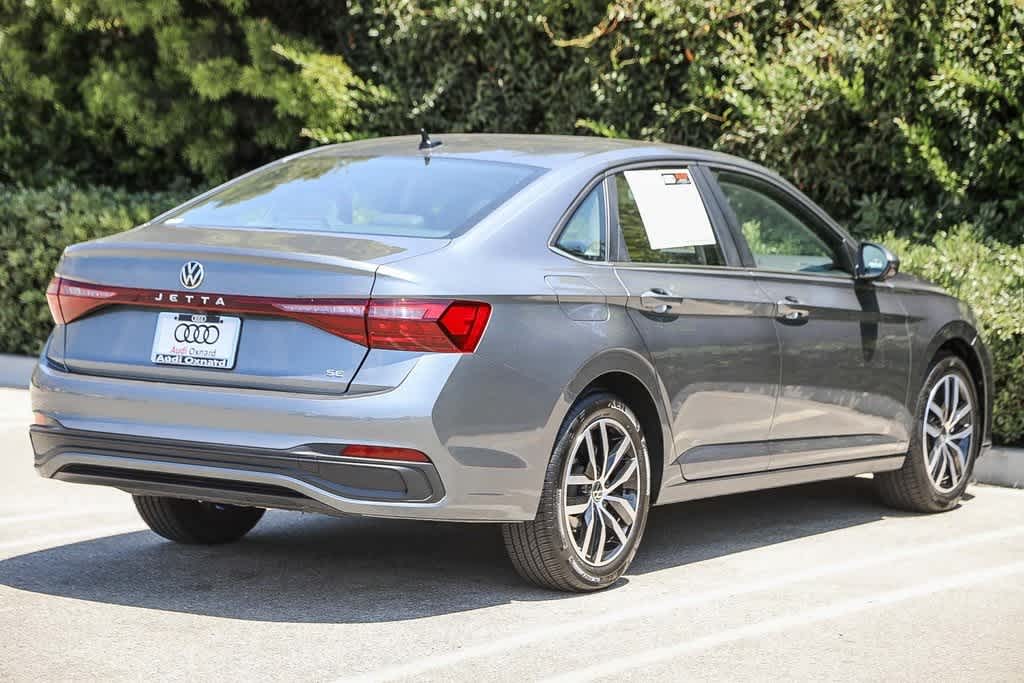 Thumbnail: 2025 Volkswagen Jetta - 4