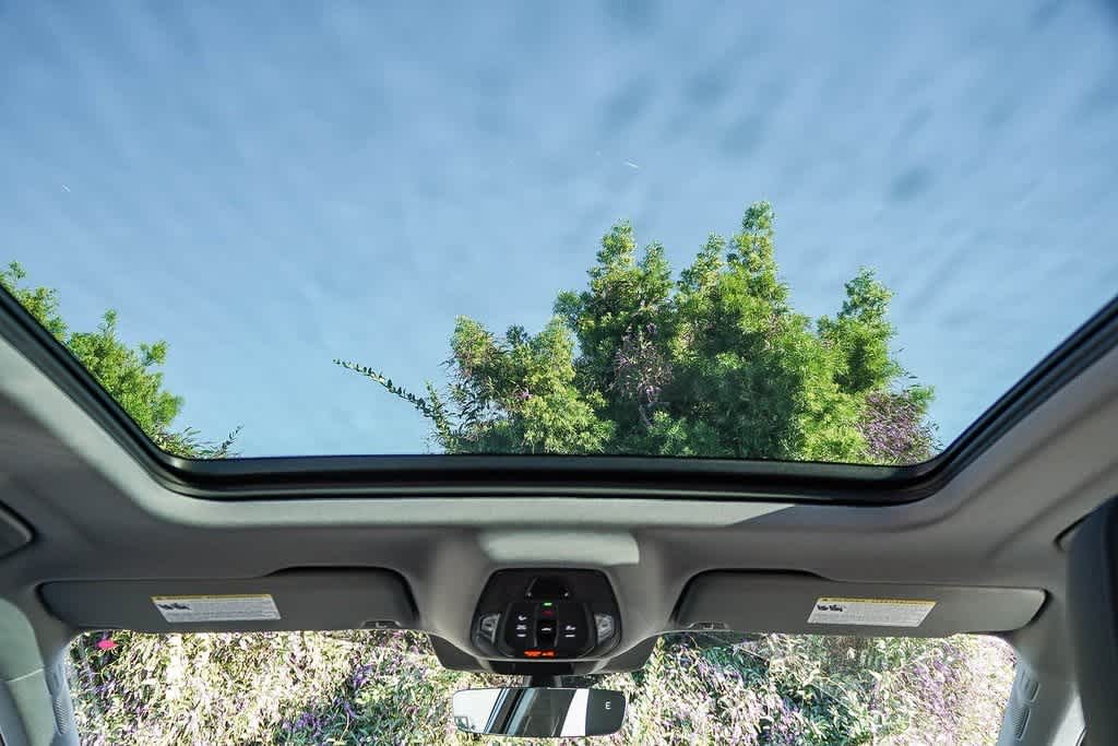 Thumbnail: 2025 Audi Q5 - 18