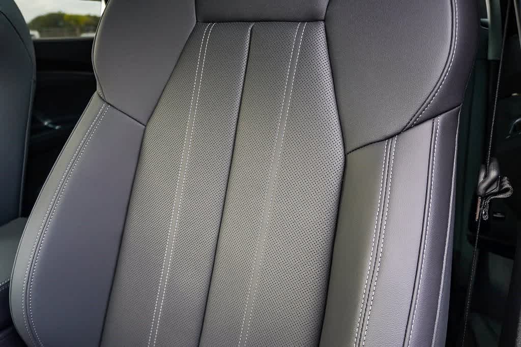 Thumbnail: 2025 Audi Q5 - 28