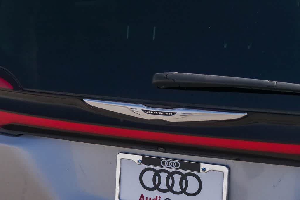 Thumbnail: 2023 Chrysler Pacifica - 15