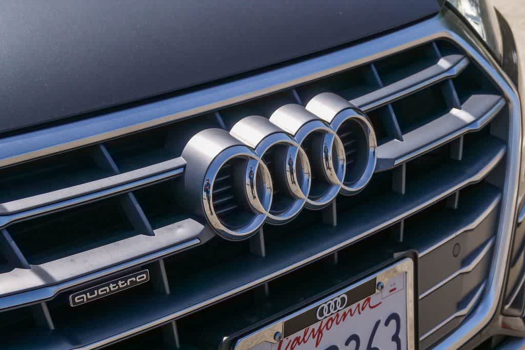 Thumbnail: 2020 Audi Q5 - 5