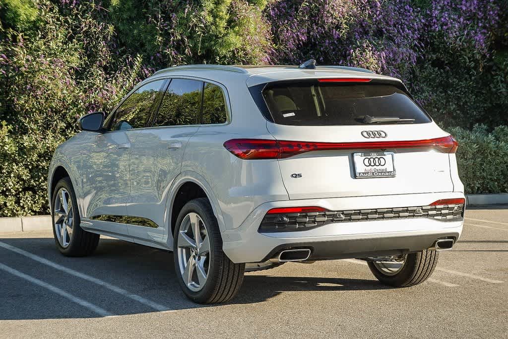 Thumbnail: 2025 Audi Q5 - 6