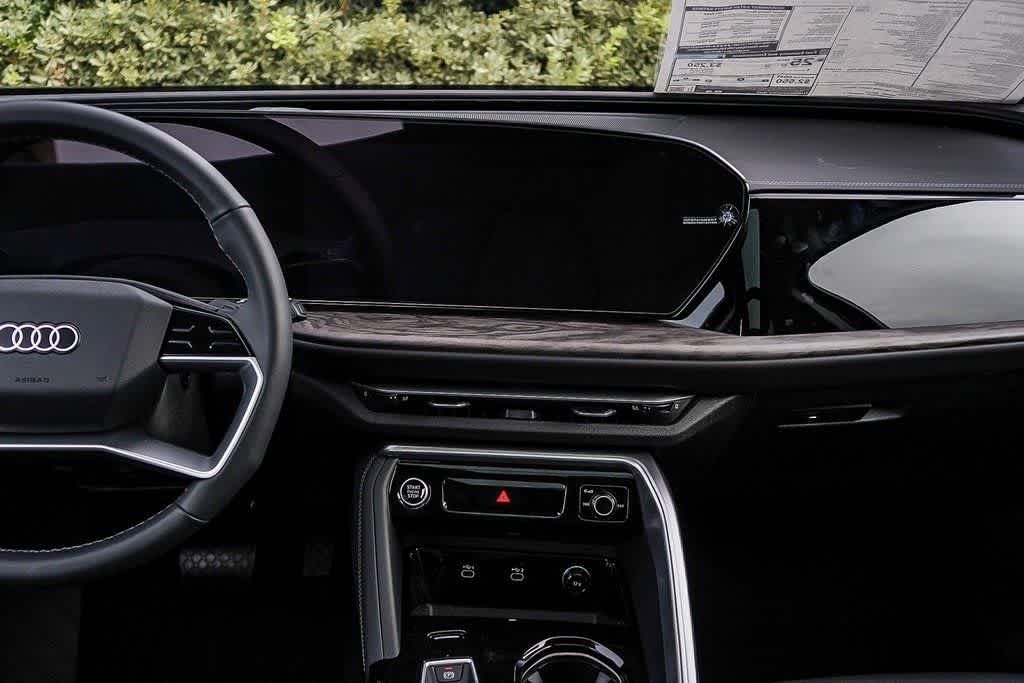 Thumbnail: 2025 Audi Q5 - 13