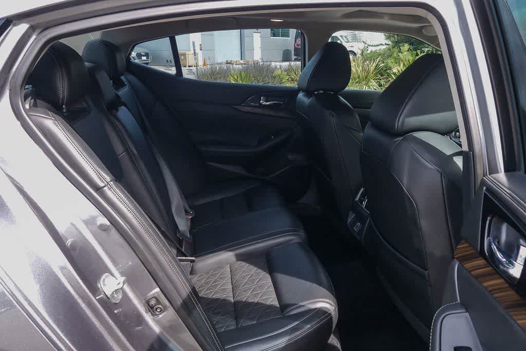 Thumbnail: 2018 Nissan Maxima - 15