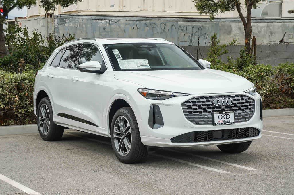 Thumbnail: 2026 Audi Q5 - 3