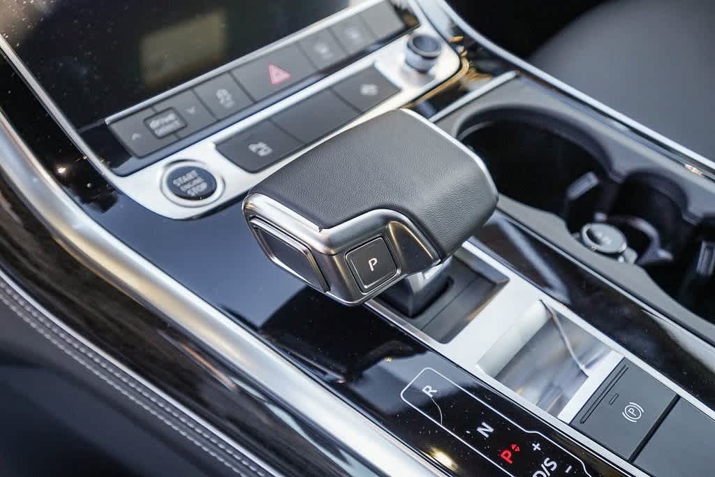 Thumbnail: 2026 Audi Q7 - 22