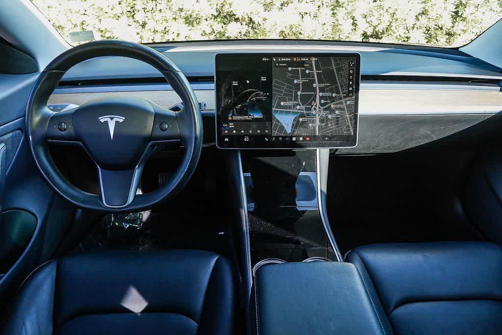 Thumbnail: 2019 Tesla Model 3 - 12