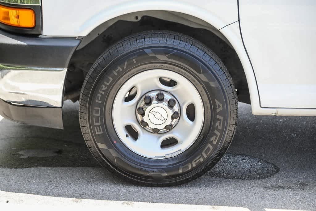 Thumbnail: 2019 Chevrolet Express - 9