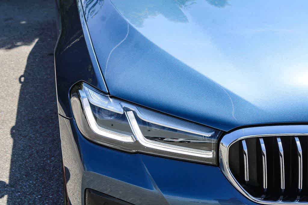 Thumbnail: 2023 BMW 5 Series - 4