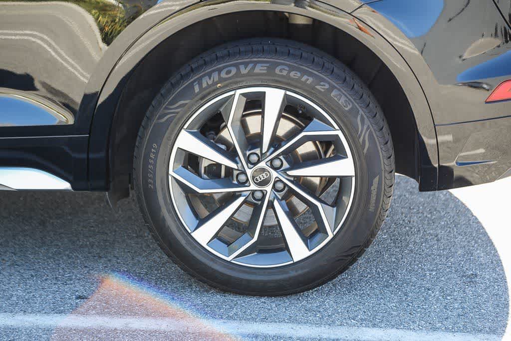 Thumbnail: 2021 Audi Q5 - 10