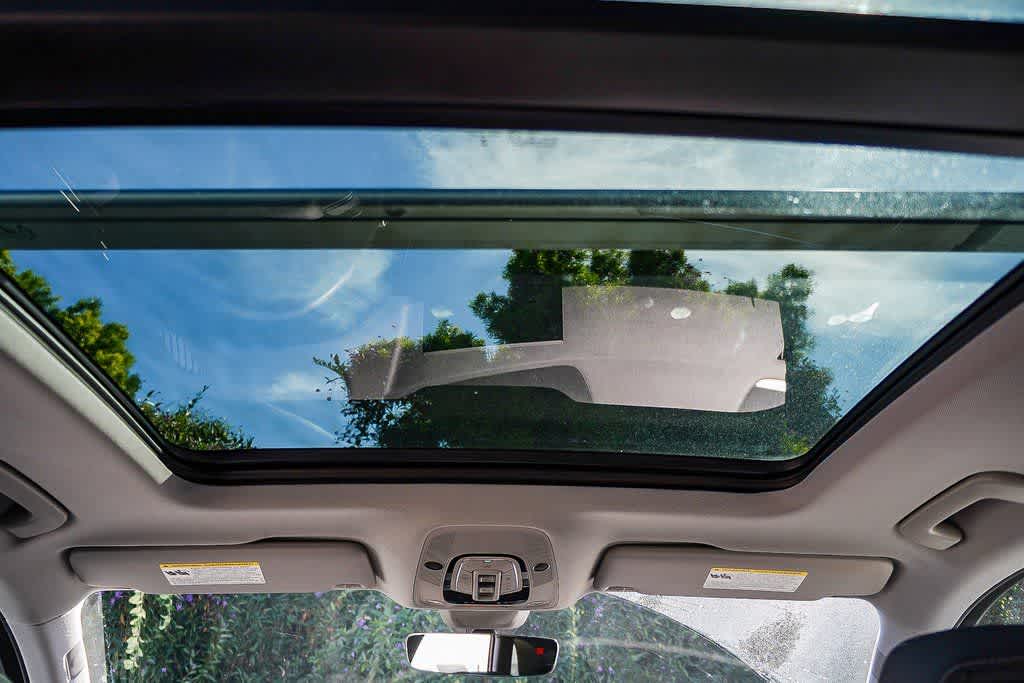 Thumbnail: 2023 Audi Q5 - 18