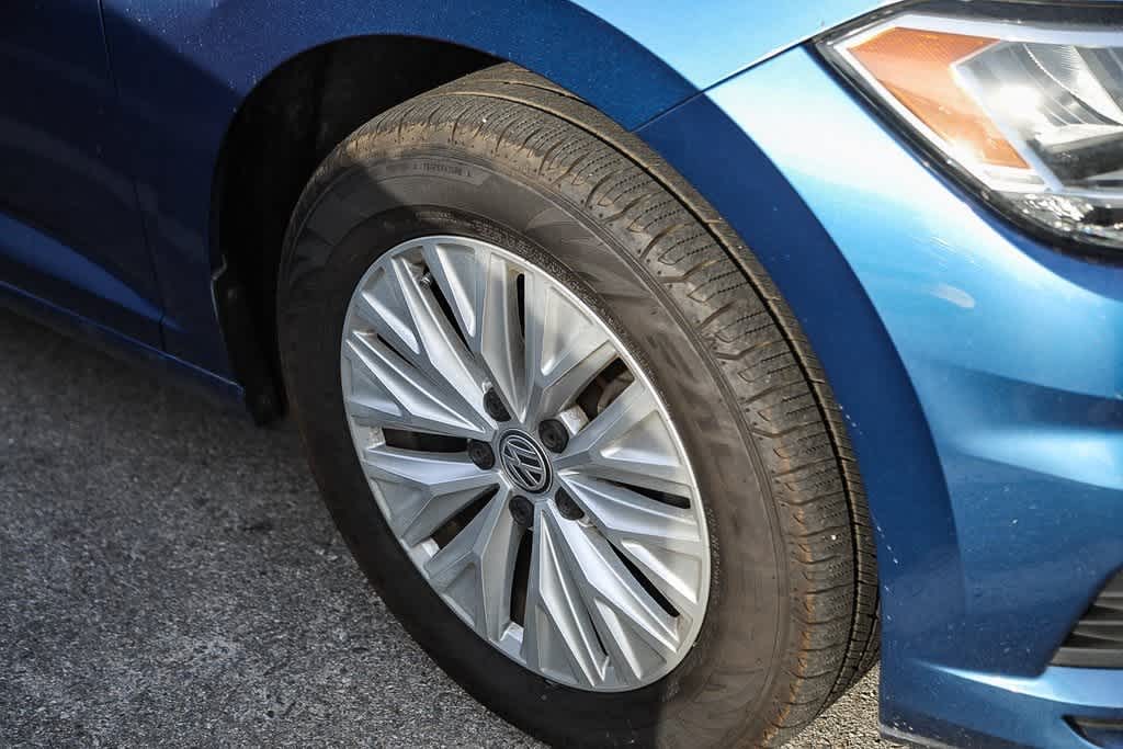 Thumbnail: 2020 Volkswagen Jetta - 13