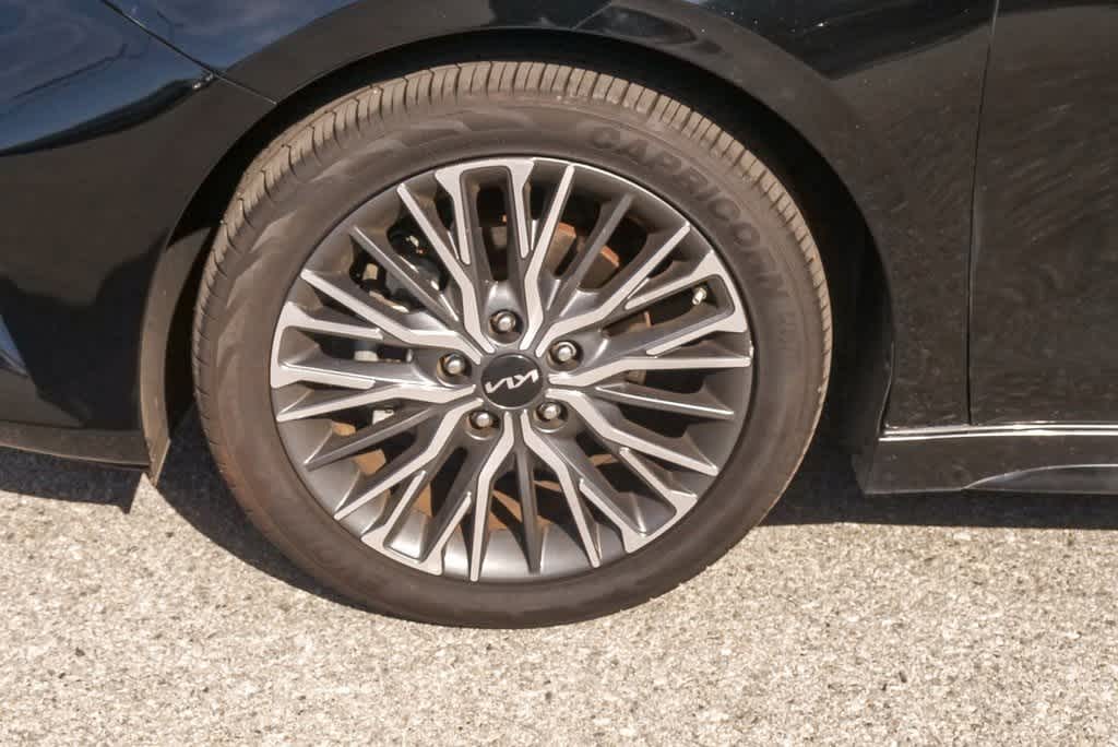 Thumbnail: 2022 Kia Forte - 6