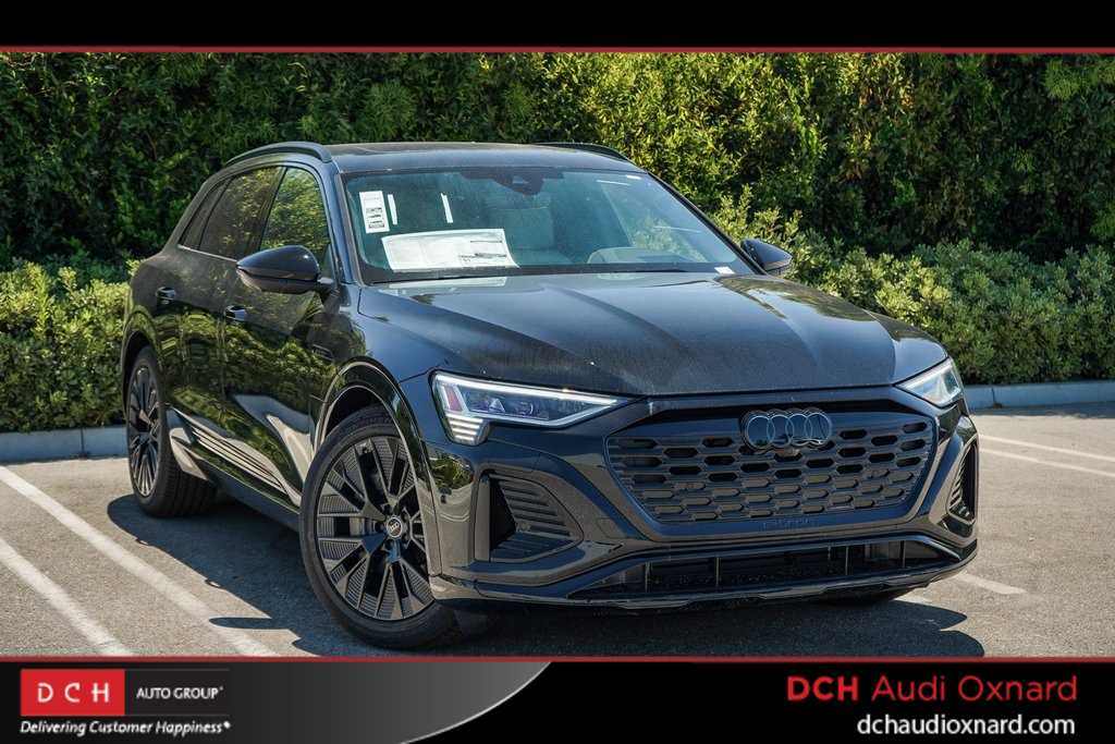 2024 Audi Q8 e-tron Prestige Hero Image