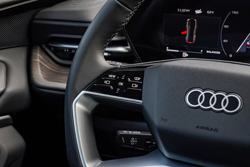 Thumbnail: 2025 Audi Q5 - 16