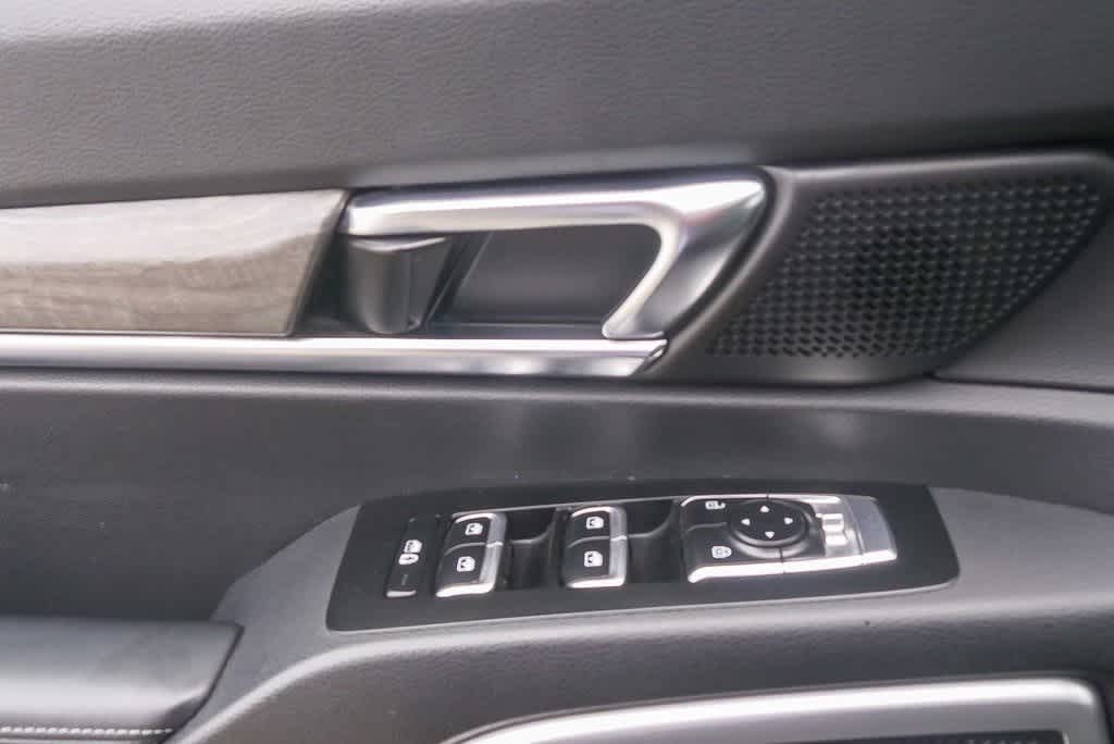 Thumbnail: 2021 Kia Telluride - 22