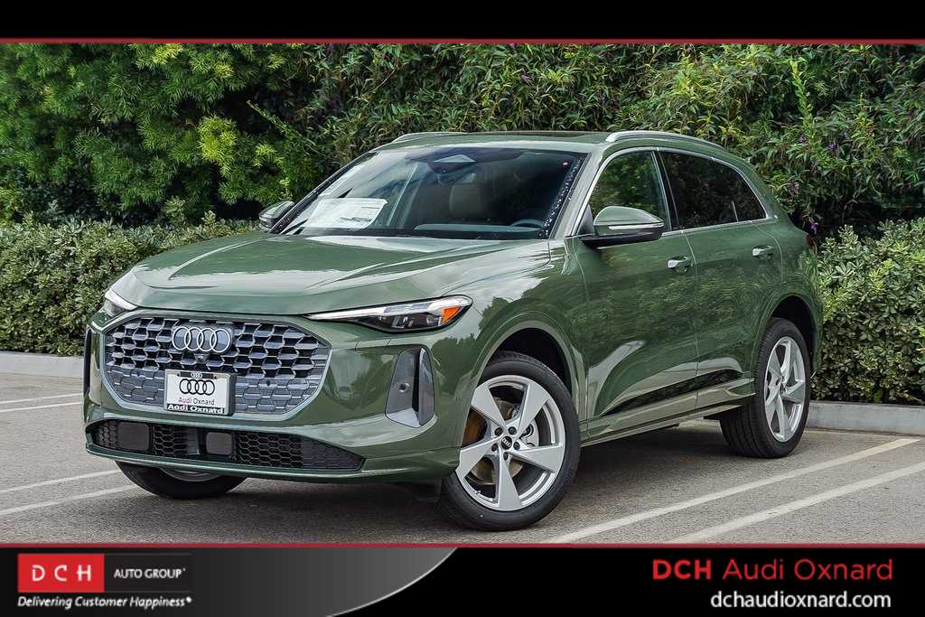 2025 Audi New Q5 Premium Plus's photo