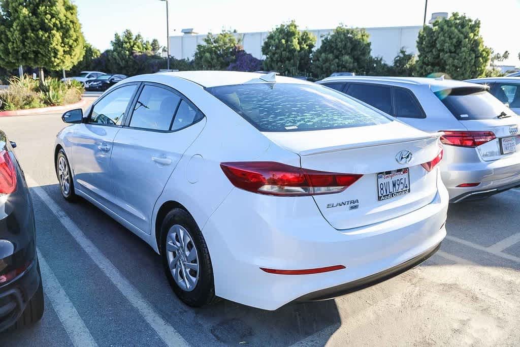 Thumbnail: 2017 Hyundai Elantra - 6