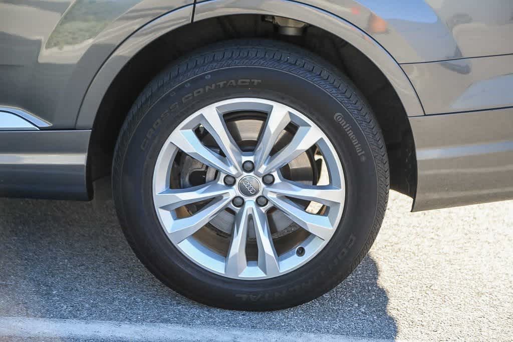 Thumbnail: 2019 Audi Q7 - 10