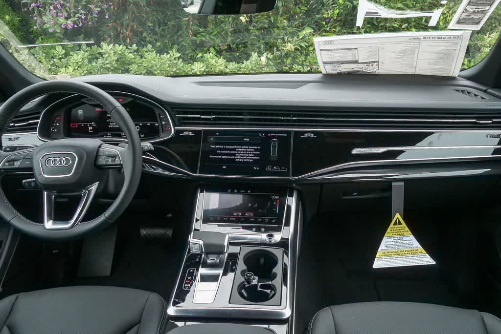 Thumbnail: 2026 Audi Q8 - 11