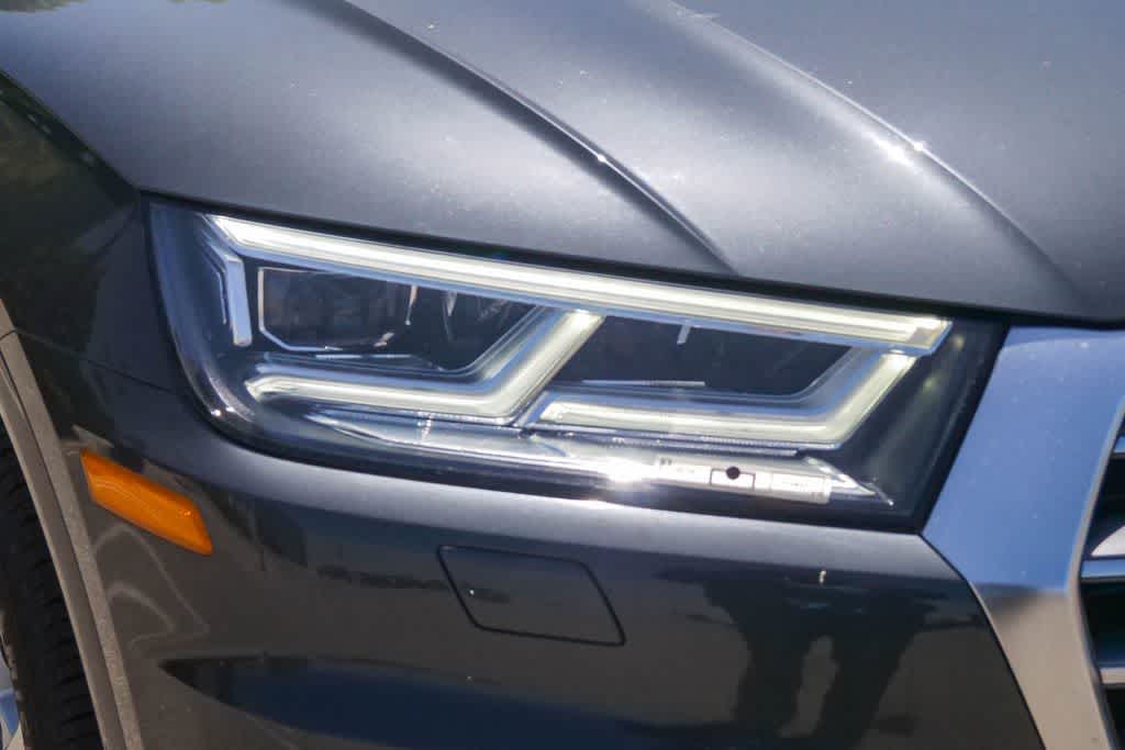Thumbnail: 2020 Audi Q5 - 4