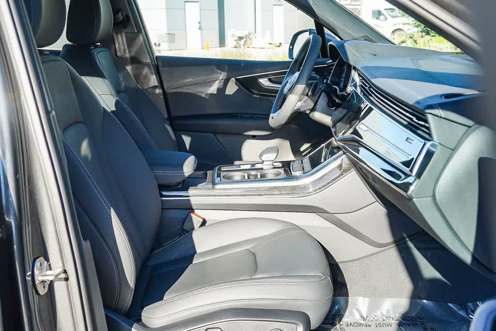 Thumbnail: 2026 Audi Q7 - 19