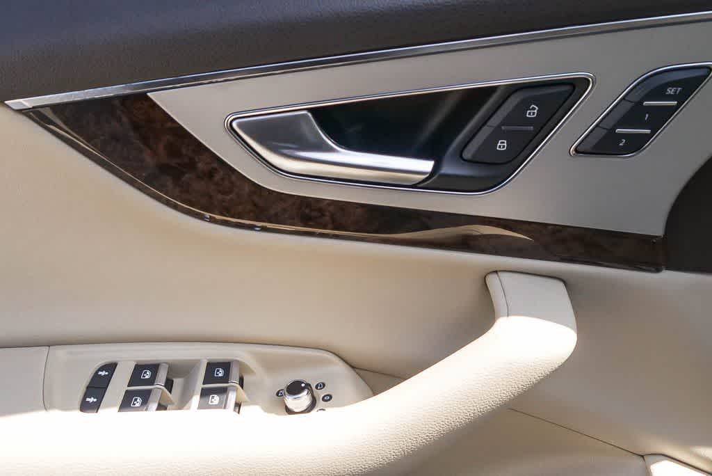 Thumbnail: 2019 Audi Q7 - 18