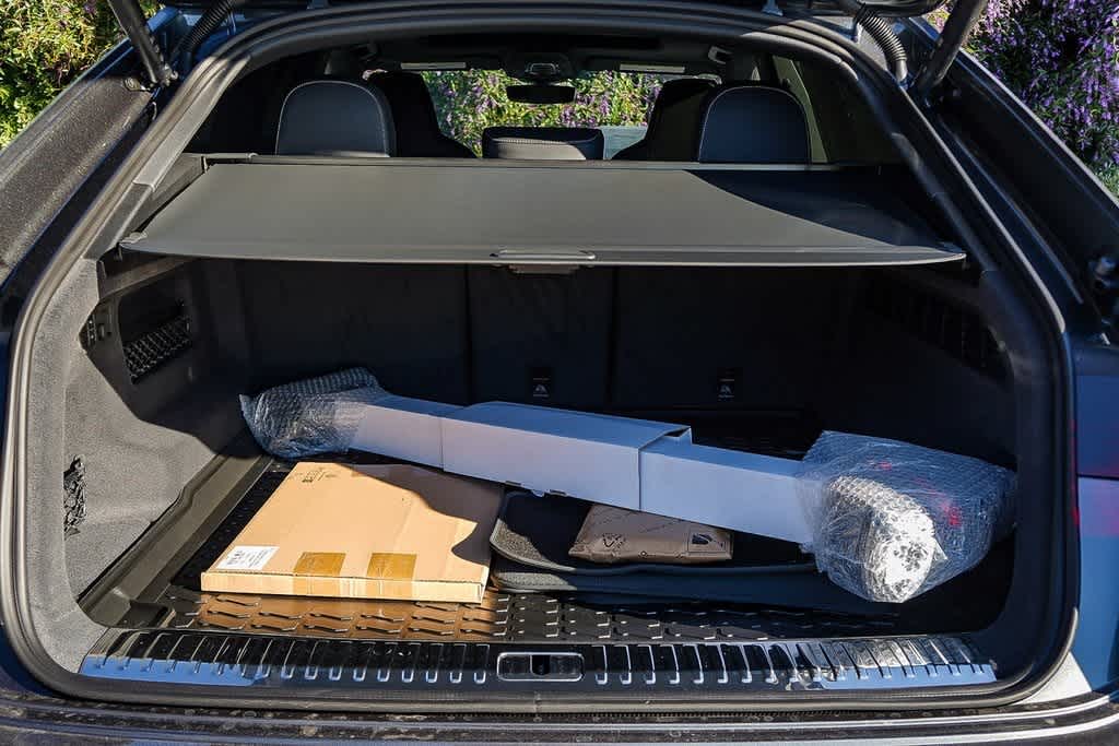 Thumbnail: 2026 Audi RS Q8 - 22