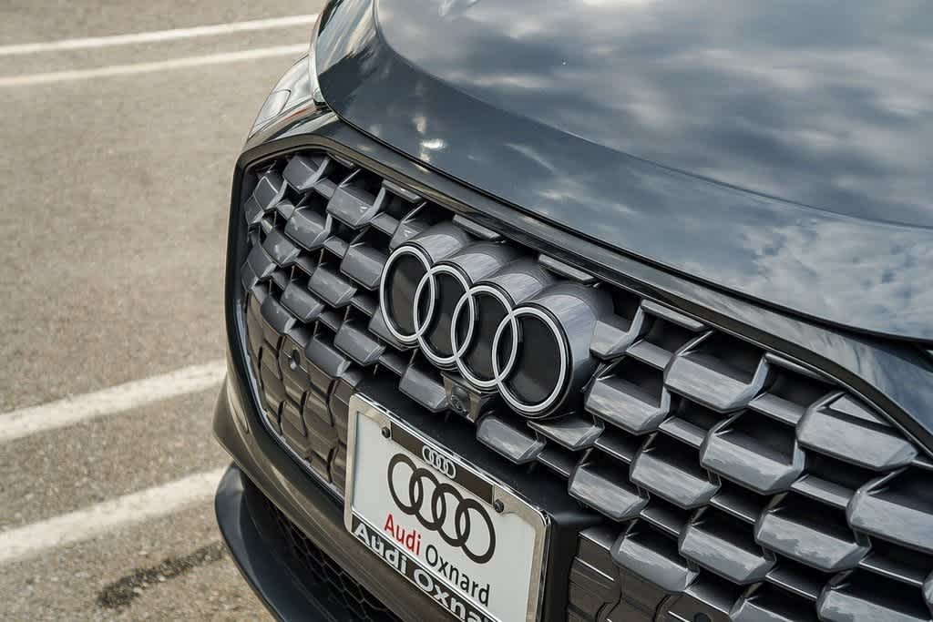 Thumbnail: 2025 Audi Q5 - 9