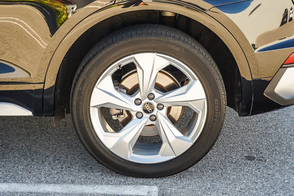 Thumbnail: 2023 Audi Q5 - 11