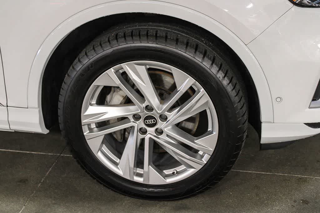 Thumbnail: 2023 Audi Q7 - 5