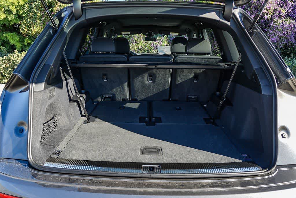 Thumbnail: 2026 Audi Q7 - 29