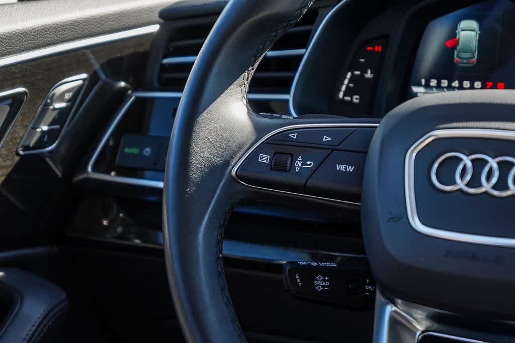 Thumbnail: 2023 Audi Q7 - 16