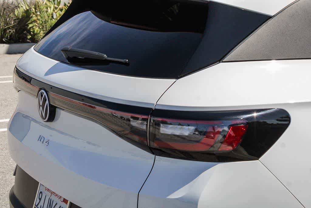 Thumbnail: 2023 Volkswagen ID.4 - 11