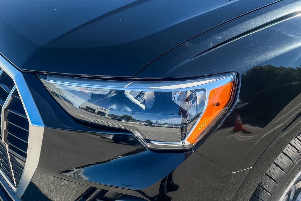 Thumbnail: 2022 Audi Q3 - 3