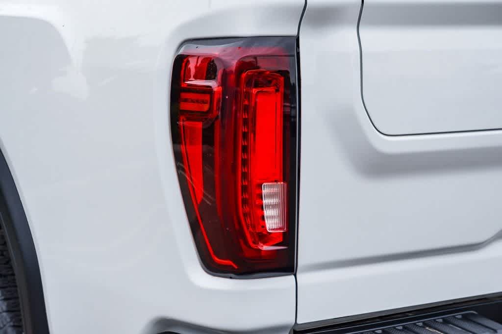 2022 GMC Sierra 2500 AT4 7
