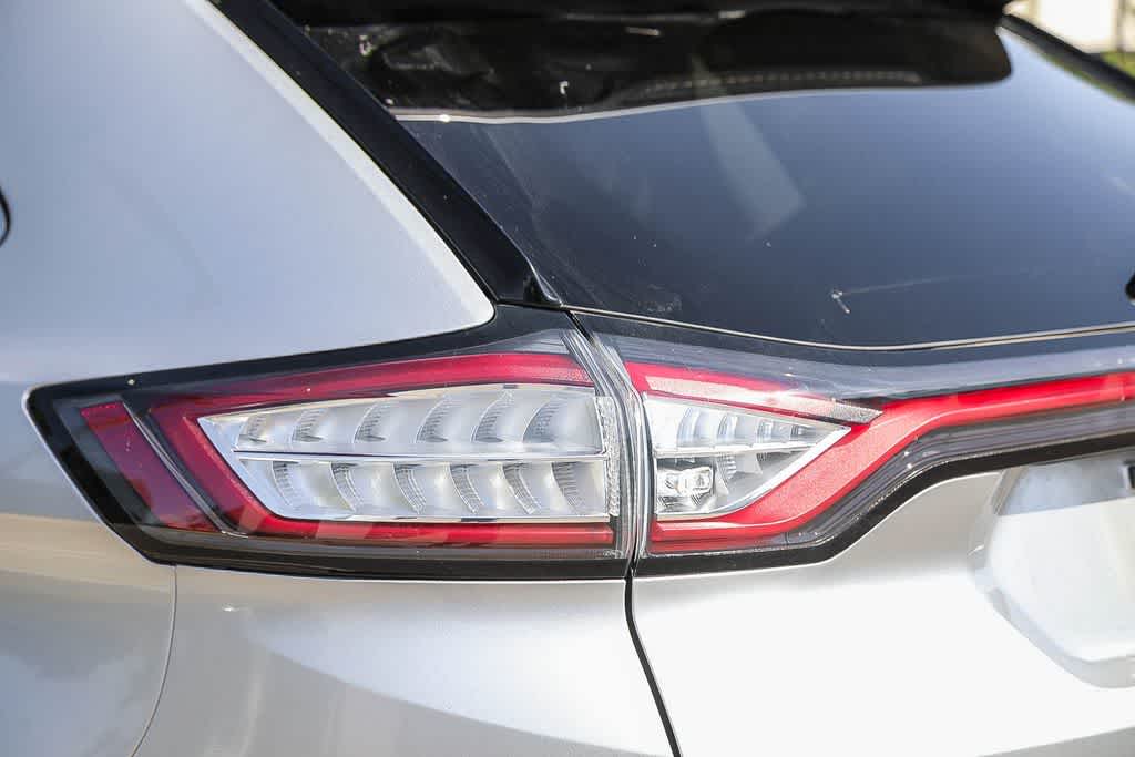 Thumbnail: 2018 Ford Edge - 7