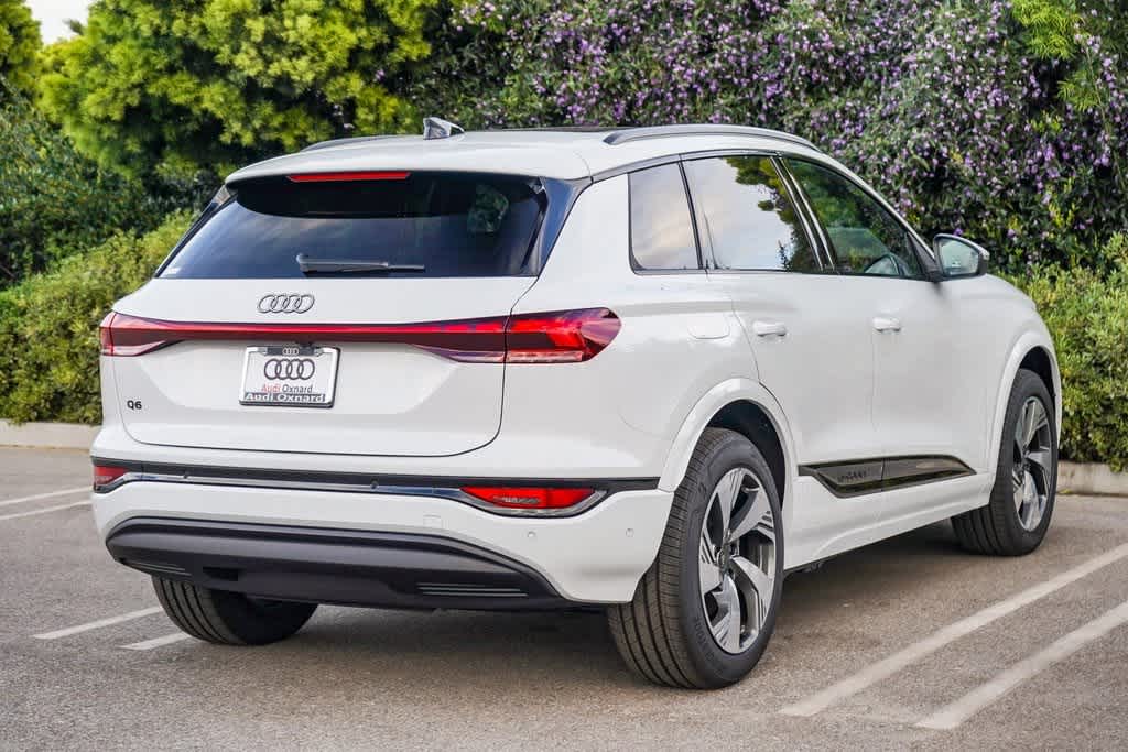 2025 Audi Q6 E-tron Premium photo 2
