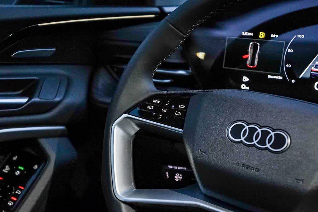 Thumbnail: 2025 Audi Q5 - 16