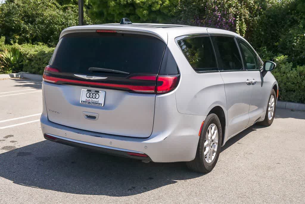 Thumbnail: 2023 Chrysler Pacifica - 13