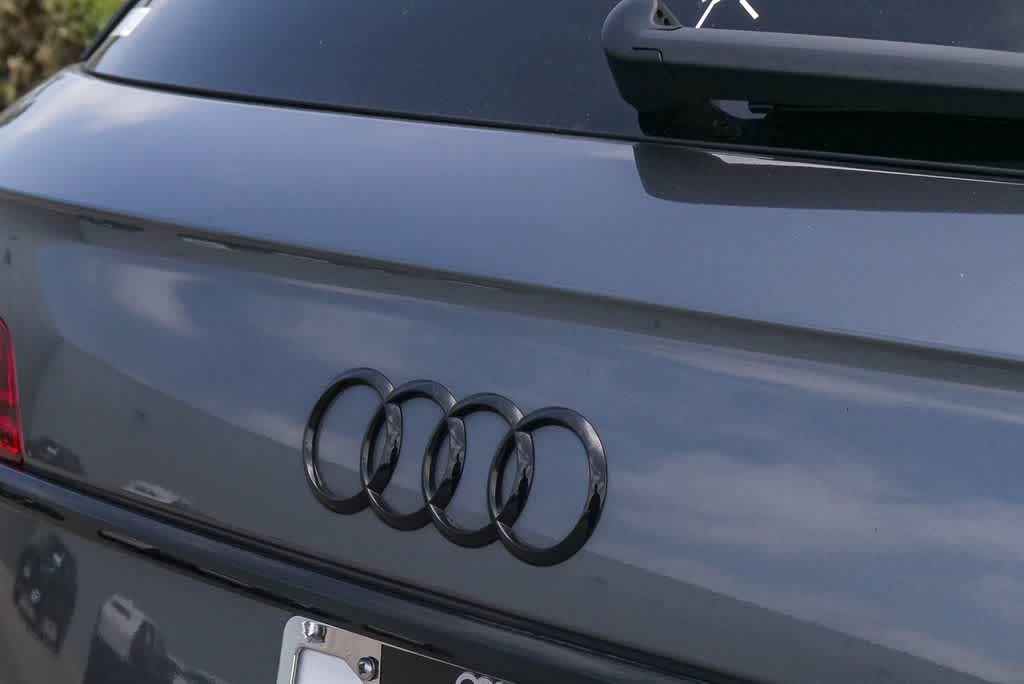 Thumbnail: 2023 Audi Q5 - 11