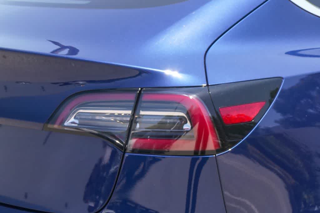 Thumbnail: 2018 Tesla Model 3 - 10