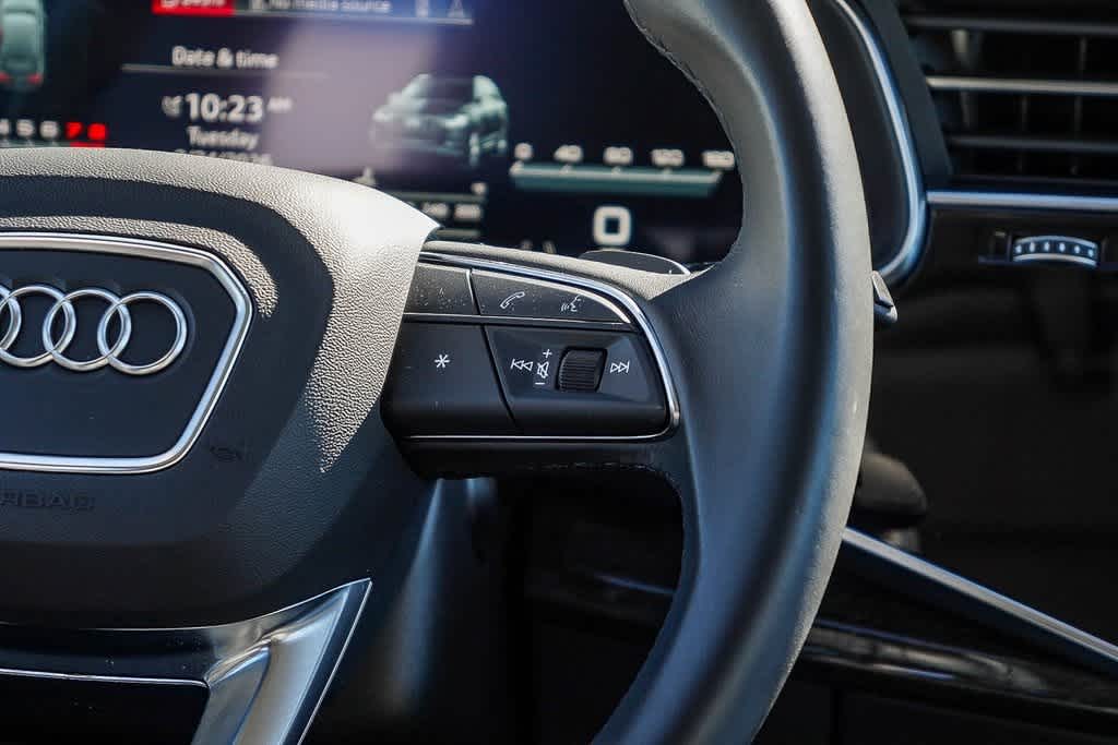 Thumbnail: 2023 Audi Q7 - 17