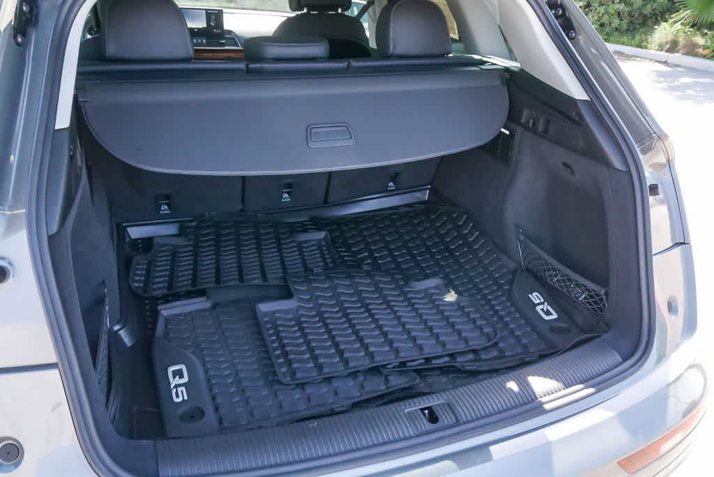 Thumbnail: 2023 Audi Q5 - 22