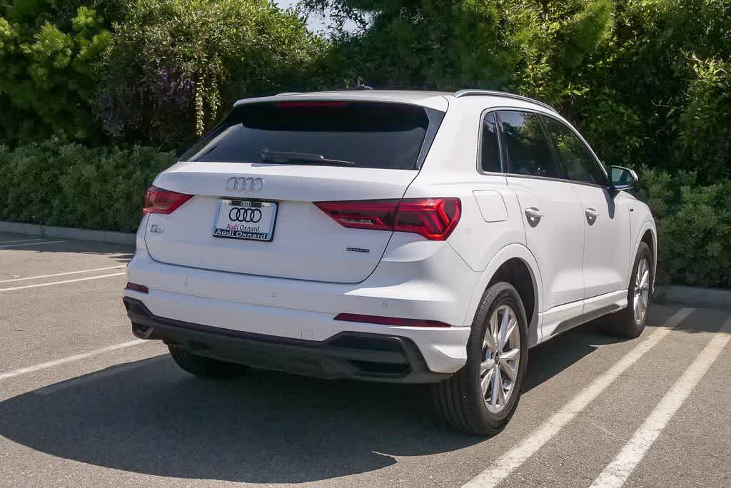 Thumbnail: 2024 Audi Q3 - 12