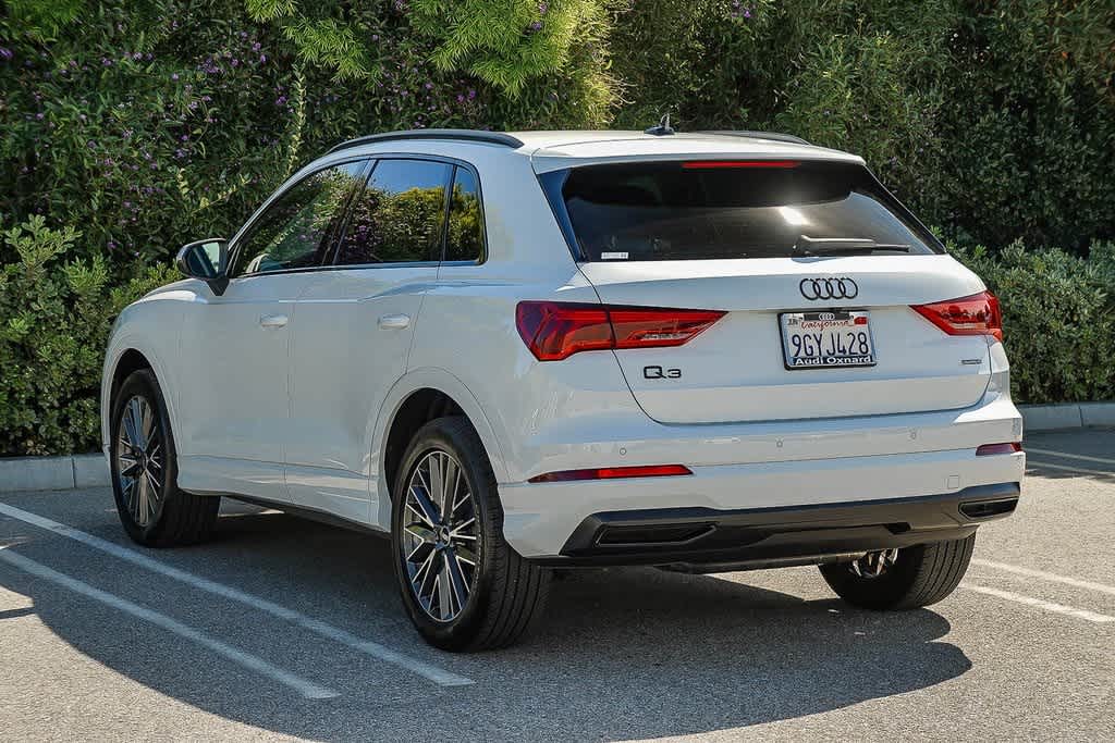Thumbnail: 2023 Audi Q3 - 6