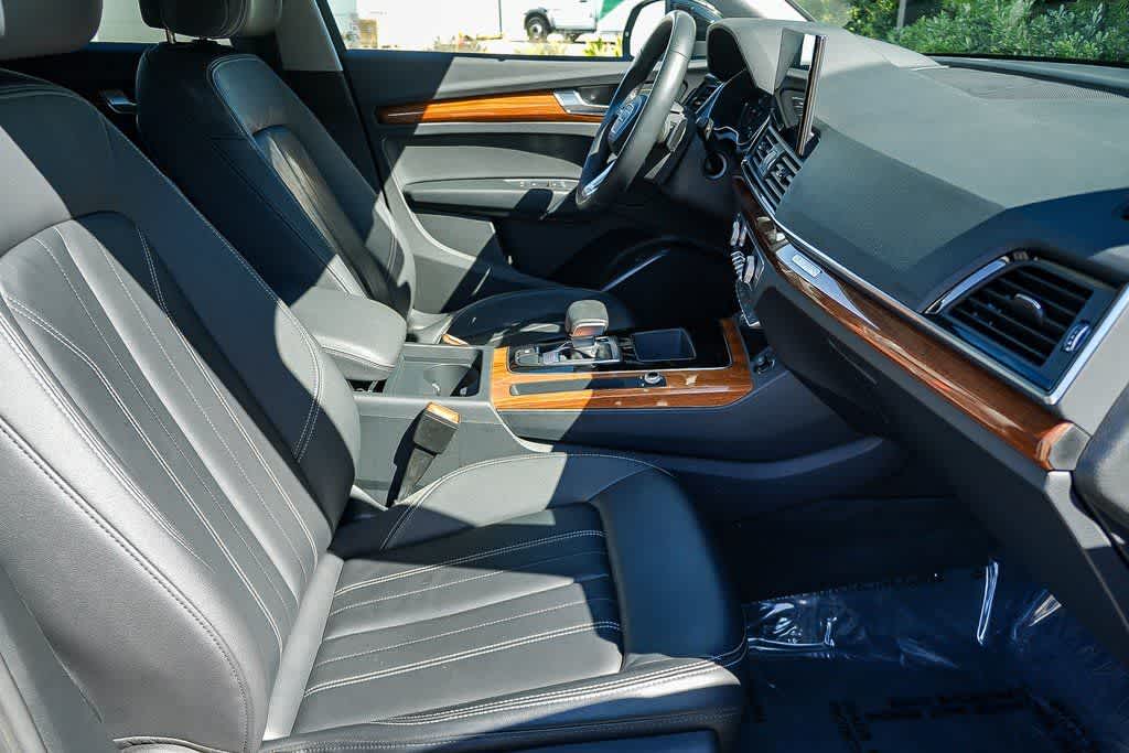 Thumbnail: 2023 Audi Q5 - 19